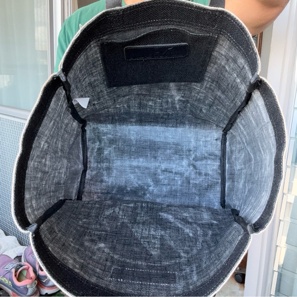 Manaola Large tote bag - Picture 7 of 7